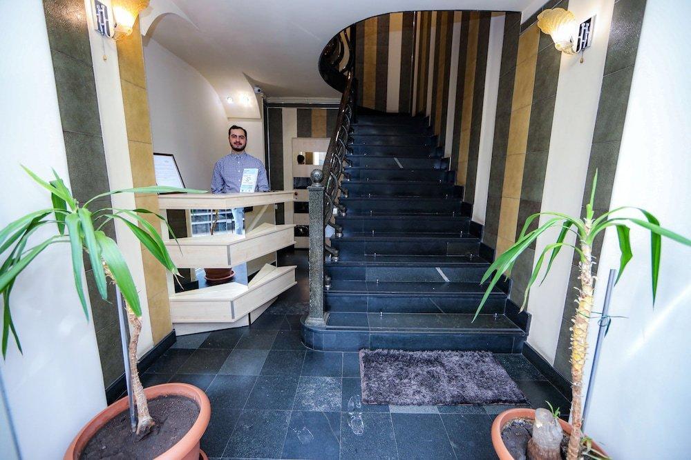 Skyline Hotel Erivan Exterior foto